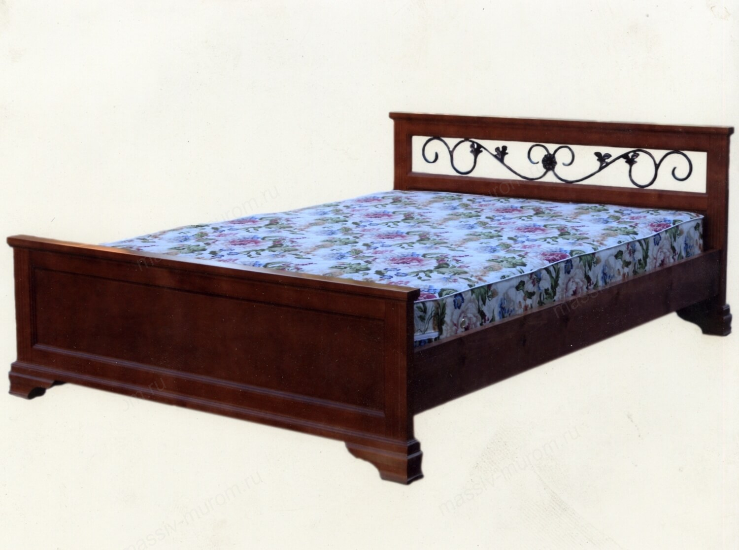 Кровать 2-спальная "Классика" с ковкой